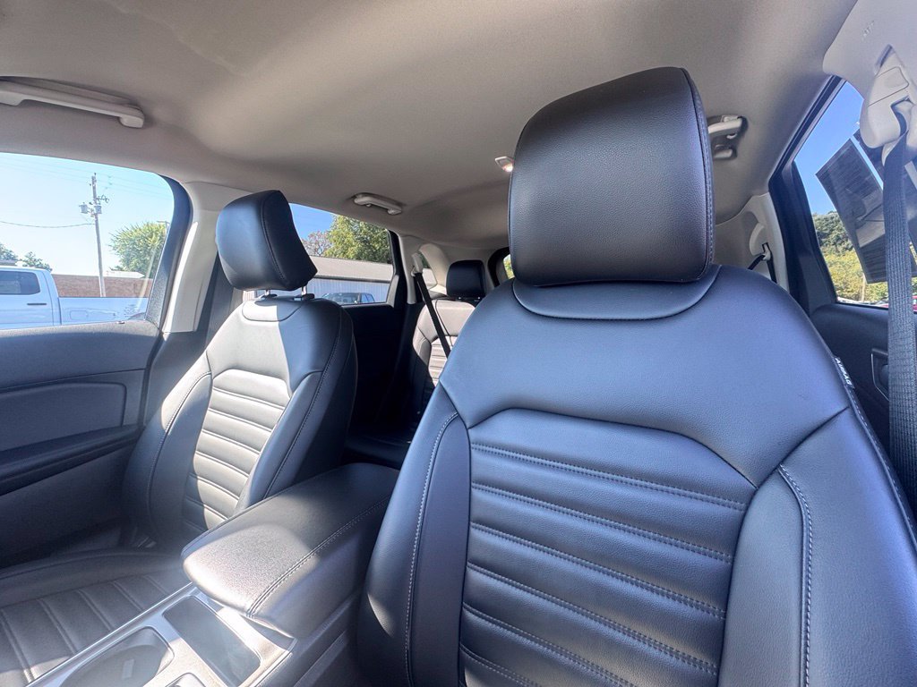 Used 2024 Ford Edge SEL w/ Convenience Package AWD/4WD image 11