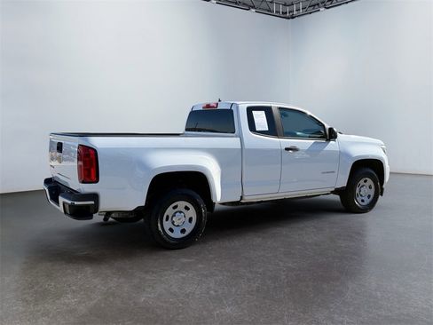 Used 2018 Chevrolet Colorado W/T image 3
