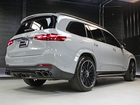 Used 2025 Mercedes-Benz GLS 63 AMG 4MATIC image 99