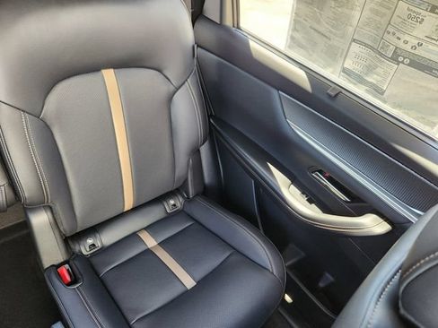 Certified 2025 MAZDA CX-90 Plug-In Hybrid w/ Premium Plus AWD/4WD image 18