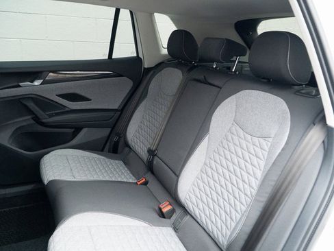 New 2026 Volkswagen Tiguan S image 9