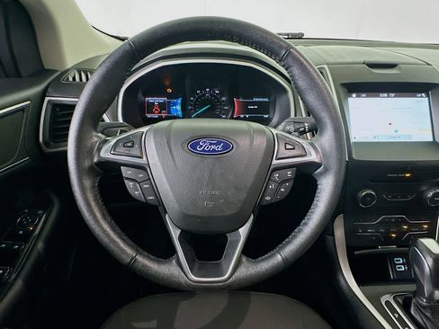 Used 2018 Ford Edge SEL w/ Equipment Group 201A FWD image 17