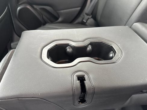 Used 2020 Jeep Renegade Altitude AWD/4WD image 32