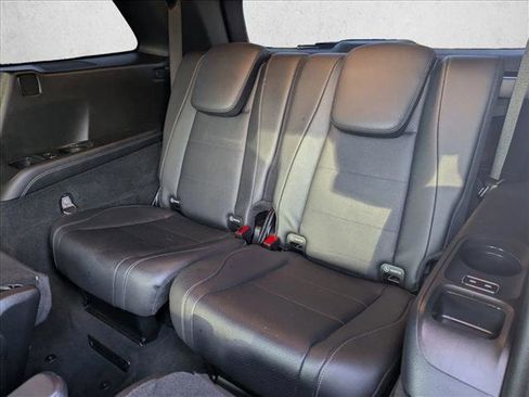 Used 2022 Mercedes-Benz GLS 450 4MATIC image 17