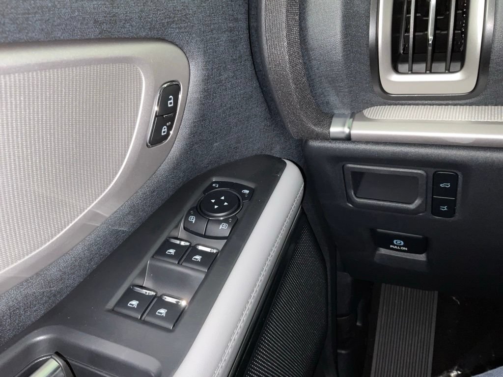 New 2026 Ford Expedition Active RWD image 21