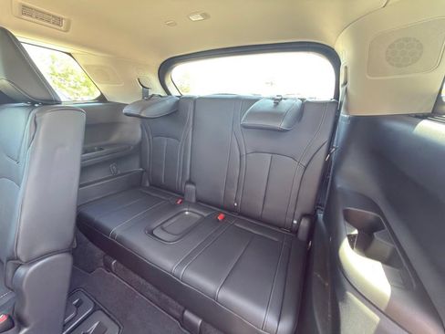 Certified 2026 INFINITI QX60 Luxe w/ Cargo Package AWD/4WD image 18