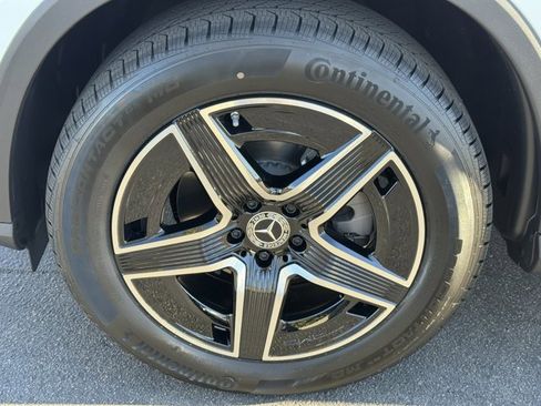 New 2026 Mercedes-Benz GLC 300 image 8