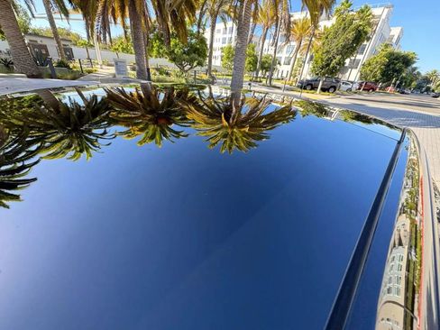 Used 2021 Tesla Model Y Performance image 12