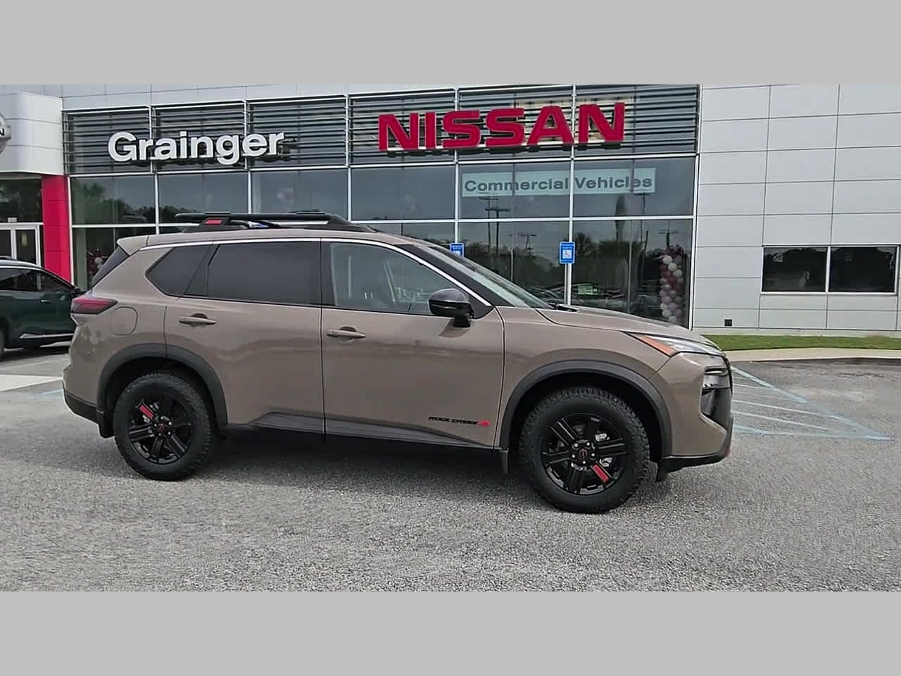 Used 2025 Nissan Rogue SV w/ Rock Creek Premium Package AWD/4WD image 37