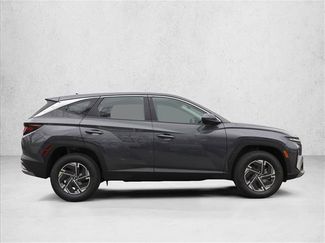 New 2026 Hyundai Tucson Blue SE AWD/4WD video 4