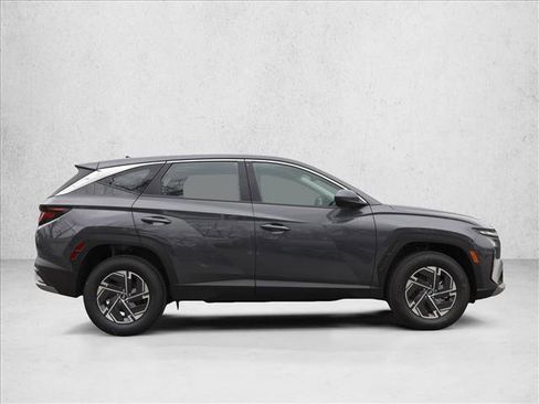 New 2026 Hyundai Tucson Blue SE AWD/4WD image 4