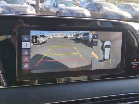 Used 2021 Hyundai Palisade Limited w/ Winter Package image 24