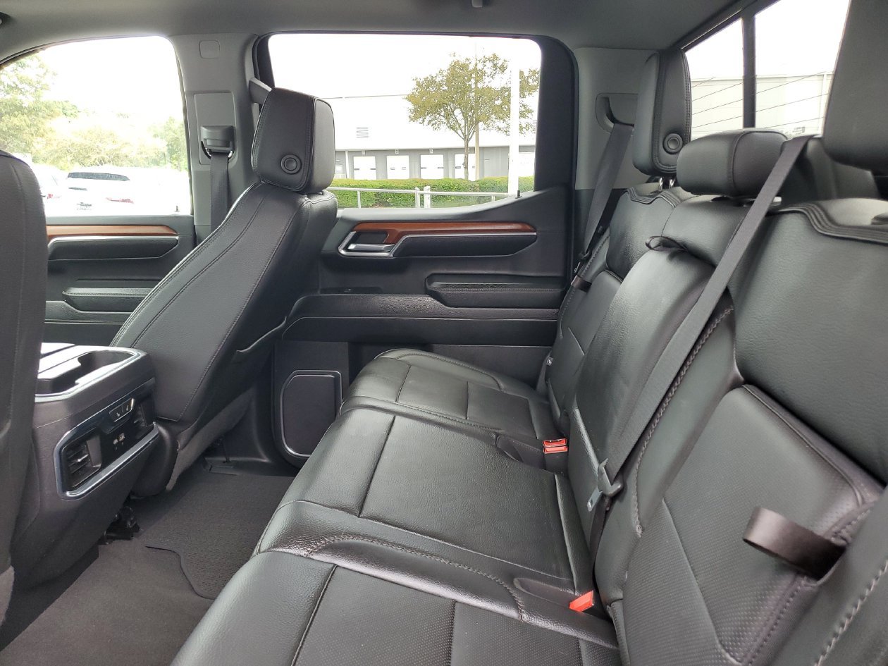 Used 2023 GMC Sierra 1500 Denali w/ Denali Reserve Package AWD/4WD image 11