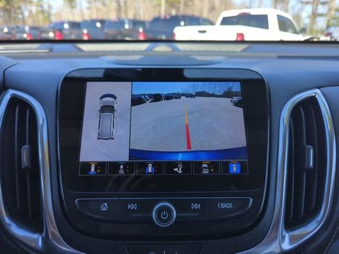 Used 2022 Chevrolet Equinox Premier AWD/4WD image 28