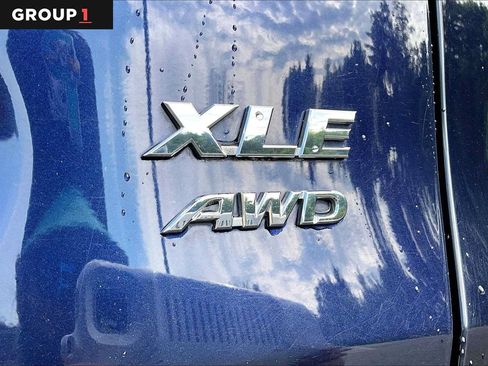 Certified 2022 Toyota RAV4 XLE AWD/4WD image 10
