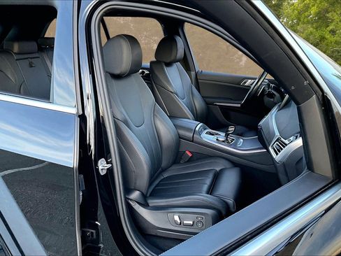 Used 2022 BMW X5 xDrive40i image 32