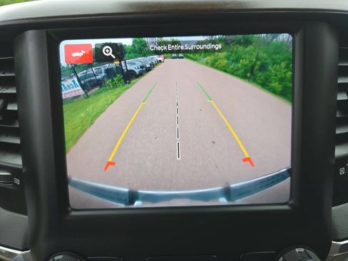 Used 2022 RAM 1500 Laramie image 18