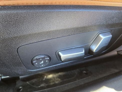 Used 2023 BMW 330i Sedan w/ Driving Assistance Package image 20