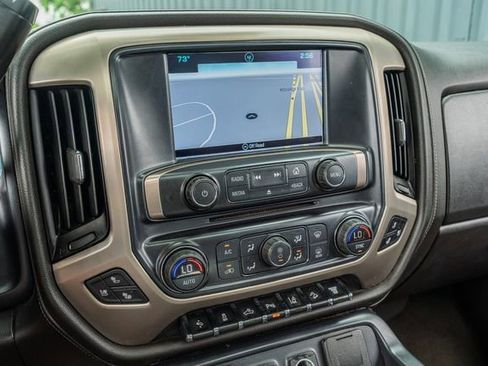 Used 2017 GMC Sierra 2500 Denali w/ Duramax Plus Package image 25