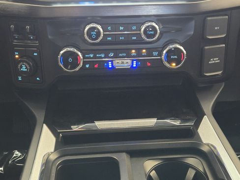 Certified 2023 Ford F250 Lariat w/ Lariat Ultimate Package AWD/4WD image 19