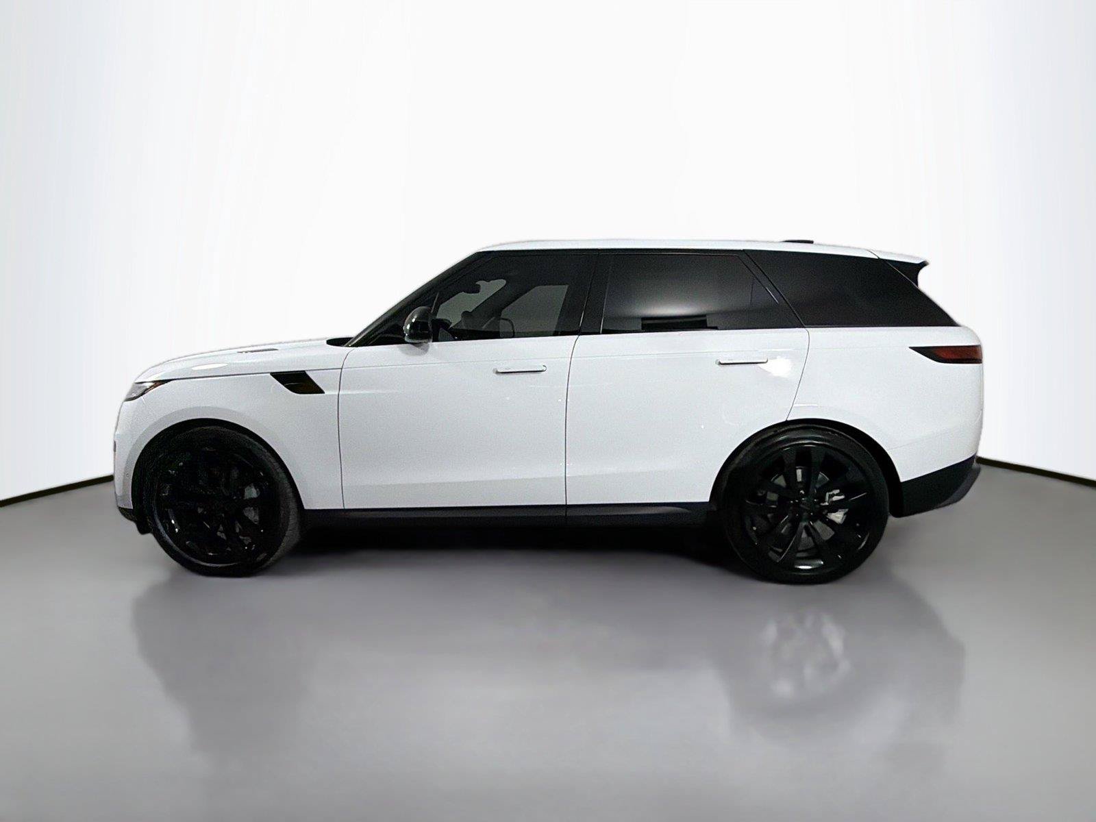 Certified 2026 Land Rover Range Rover Sport SE AWD/4WD image 8