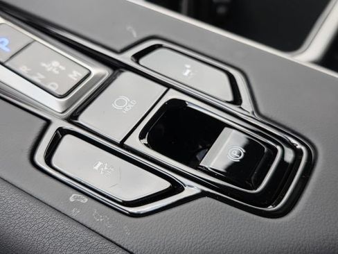 New 2026 Lexus TX 500h AWD image 29