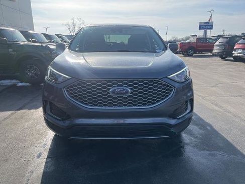 Certified 2023 Ford Edge SEL image 2