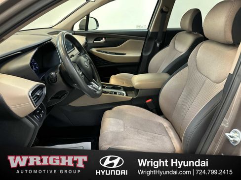 Used 2019 Hyundai Santa Fe SE image 11