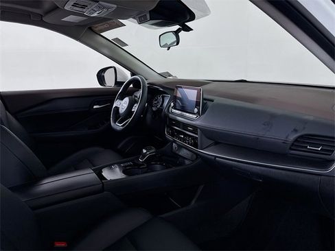 Certified 2023 Nissan Rogue SV w/ SV Premium B Package image 26