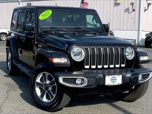 Used 2022 Jeep Wrangler Unlimited Sahara w/ Cold Weather Group image 2