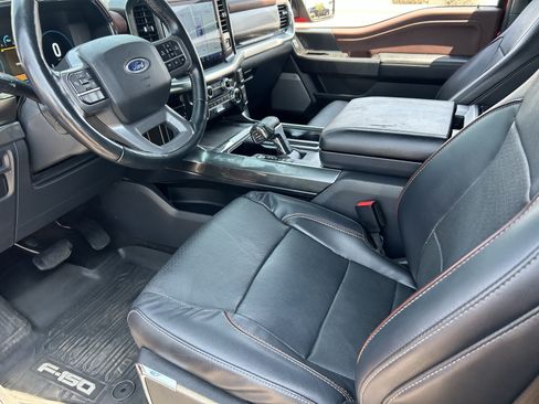 Used 2021 Ford F150 Lariat w/ Equipment Group 502A High AWD/4WD image 27