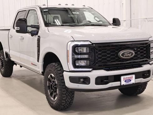 New 2026 Ford F250 Lariat w/ Tremor Off-Road Package image 3
