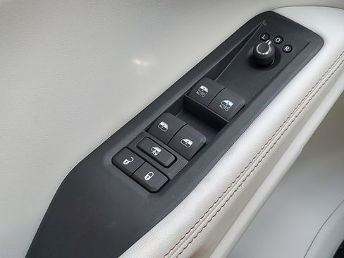 New 2026 Jeep Cherokee Limited image 21