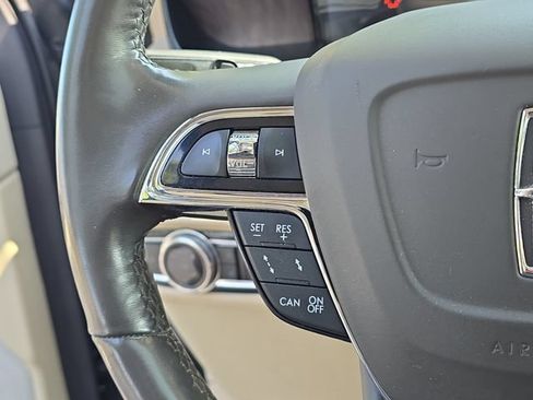 Used 2021 Lincoln Navigator Reserve w/ Luxury Package AWD/4WD image 12
