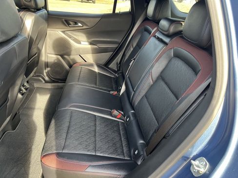 Used 2025 Chevrolet Equinox RS image 18