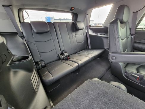 Used 2017 Cadillac Escalade Premium Luxury image 15