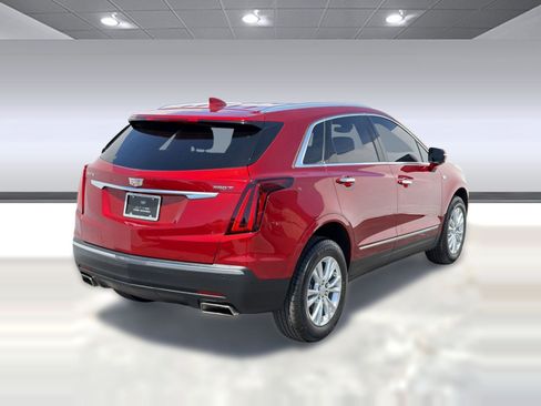 Certified 2024 Cadillac XT5 Luxury w/ LPO, Floor Liner Package FWD image 8