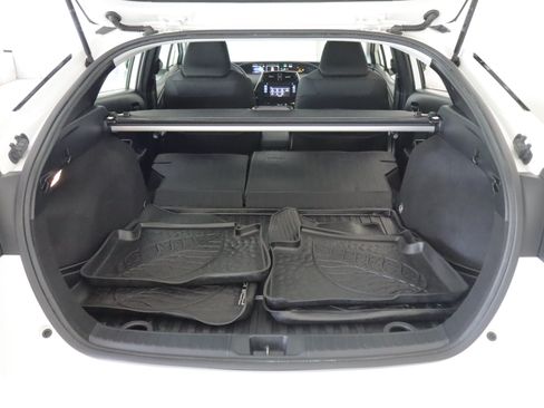 Used 2019 Toyota Prius LE AWD/4WD image 20