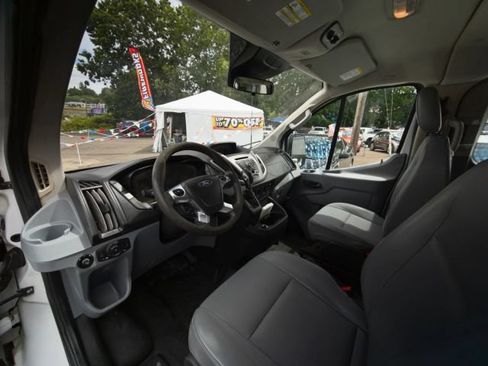 Used 2018 Ford Transit 350 XL RWD image 24