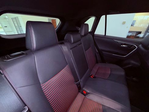 Used 2022 Toyota RAV4 XSE image 12