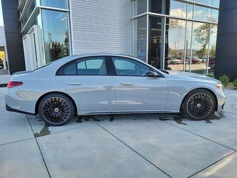 New 2025 Mercedes-Benz E 350 4MATIC Sedan image 2