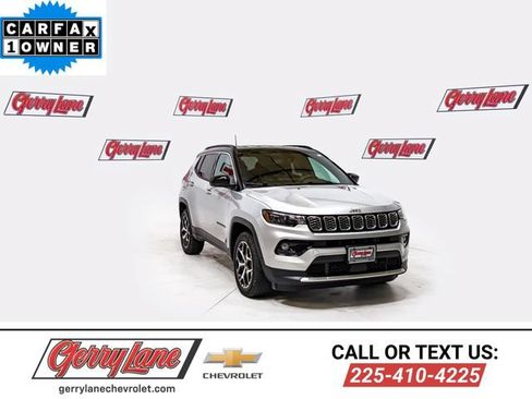 Used 2025 Jeep Compass Limited AWD/4WD image 1