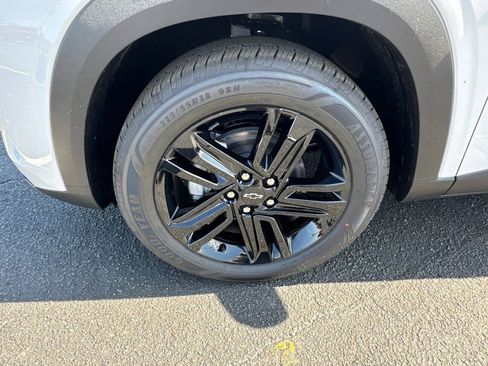 New 2026 Chevrolet Trax ACTIV w/ Sunroof Package image 12