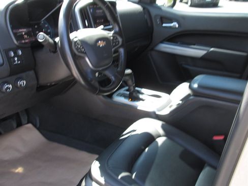 Used 2021 Chevrolet Colorado ZR2 image 12