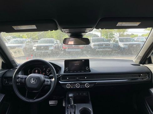 Used 2025 Honda Civic Sport image 5
