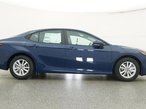 New 2026 Toyota Camry LE image 27