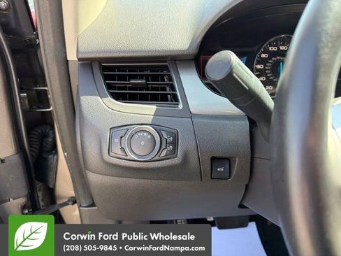 Used 2013 Ford Edge SEL FWD image 15