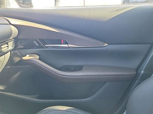 Certified 2025 MAZDA CX-30 2.5 Turbo w/ Premium Package image 27