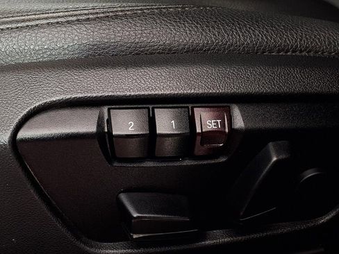 Used 2018 BMW X1 xDrive28i image 19