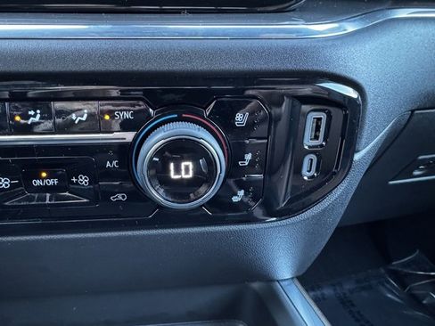 Used 2025 Chevrolet Silverado 3500 High Country w/ High Country Premium Package image 16